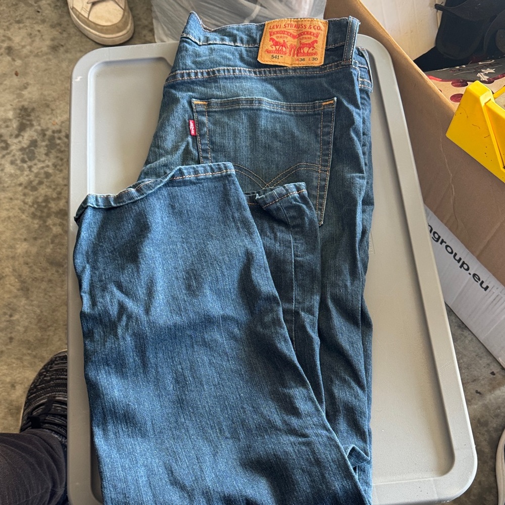 Levi's Men’s Dark Blue Straight Leg Jeans